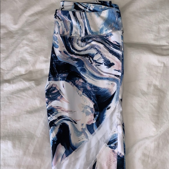 Fabletics Pants - Fabletics Leggings w/ Mesh